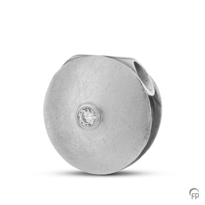 925 Sterling Silber = 229,00 EUR (mit Kette + 69,00 € -Kandare 50 cm dünn, Alternativen möglich)