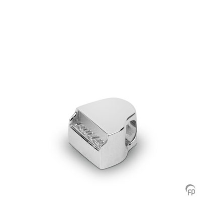 925 Sterling Silber = 183,00 EUR (mit Kette + 69,00 € -Kandare 50 cm dünn, Alternativen möglich)
