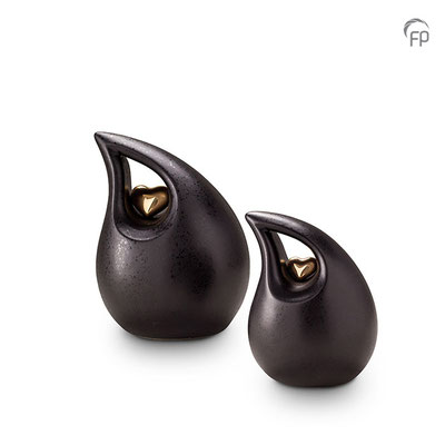 0,80 l 205,00 EUR, 2,20 l = 285,00 EUR