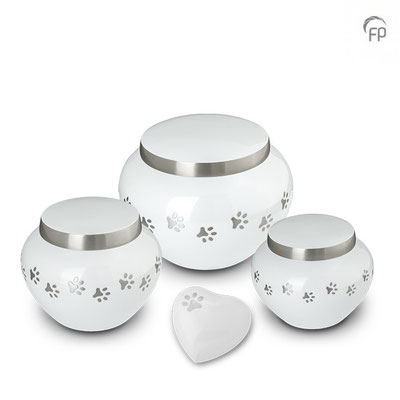 0,45 l = 85,00 EUR, 0,70 l = 105,00 EUR,  1,25 l = 123,00EUR
