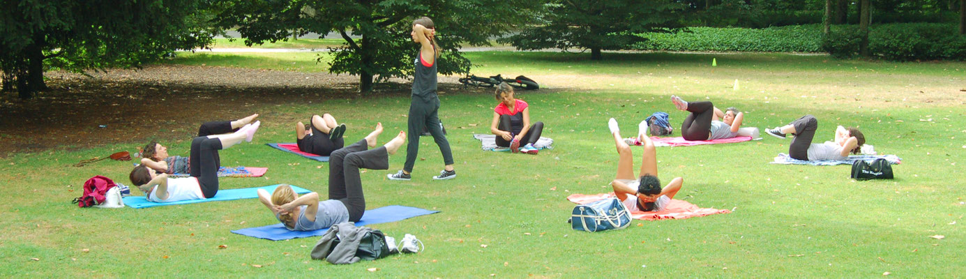 Séance Pilates au parc bordelais