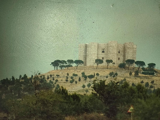 Castel del Monte 1982 - einsam auf einem Hügel