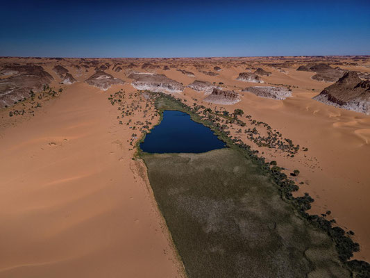 Ounianga Kebir-Seen