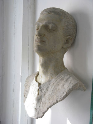 "Hannes" 2013, Betonguss, getönt, lebensgroß