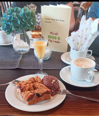 leckere Kuchen und Torten