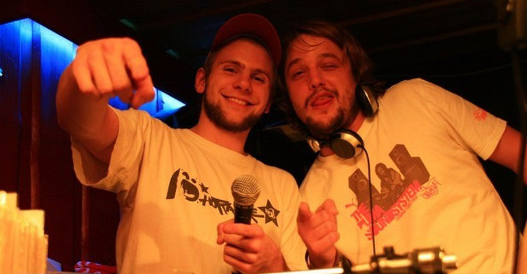DJ Bademeister (dattinaiz) und MR. Luciano - AKA - HottaFire