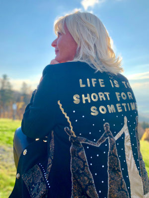 Wollmantel, "life is too short for sometimes"