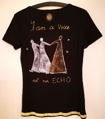 Shirt, " I am a voice not an echo", Gr. S