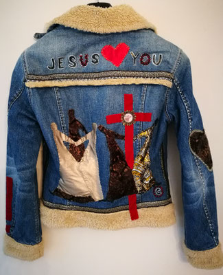 Winter-Jeansjacke "Jesus loves you"