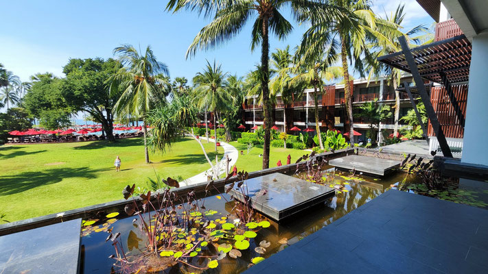 Ramada Resort by Wyndham Ausblick in den Garten