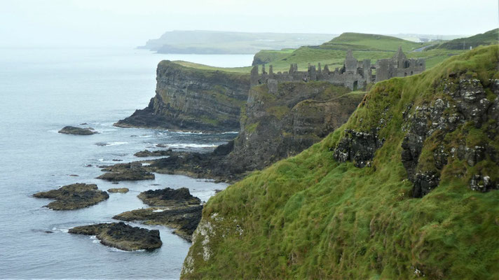 das Dunluce Castle - der ehemalige Sitz des MacDonnall-Clans