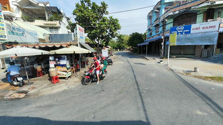 vom Bus aus gesehen als wir in Richtung Mekong-Delta fuhren