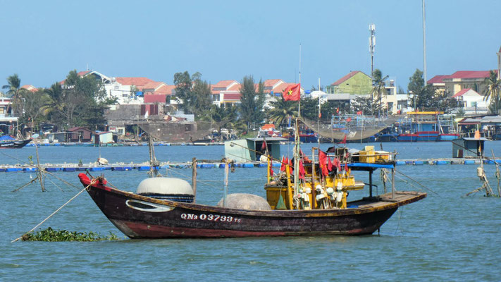 der Hafen - Bến Thuyền Du Lịch Cẩm Kim