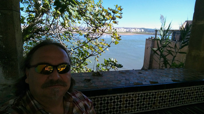 Cafe im Andalusian Garden
