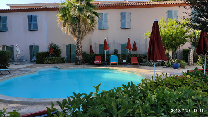 im Hôtel L'Orangerie in Nimes