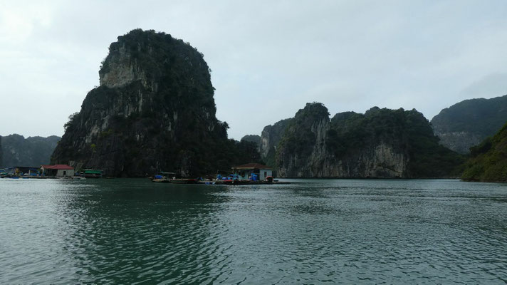 in der Halong-Bucht