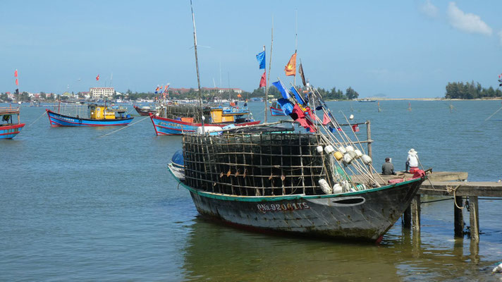 der Hafen - Bến Thuyền Du Lịch Cẩm Kim