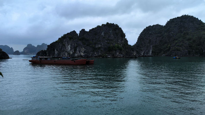 in der Halong-Bucht