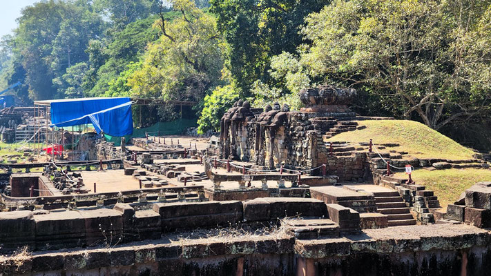 Angkor Thom mit seinem Bayon Tempel...