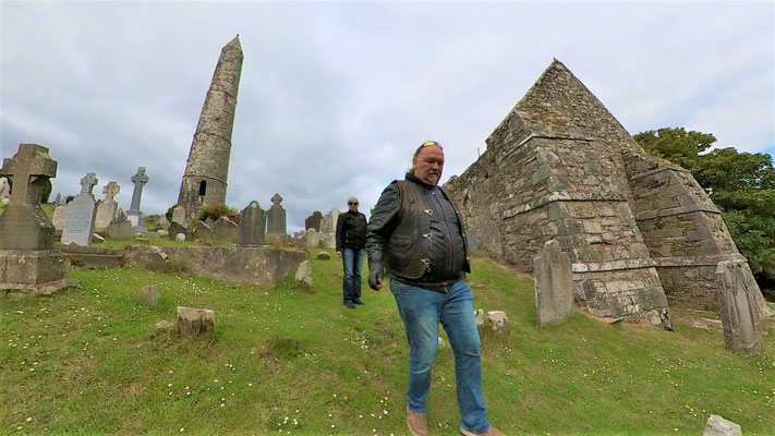 am Ardmore Round Tower