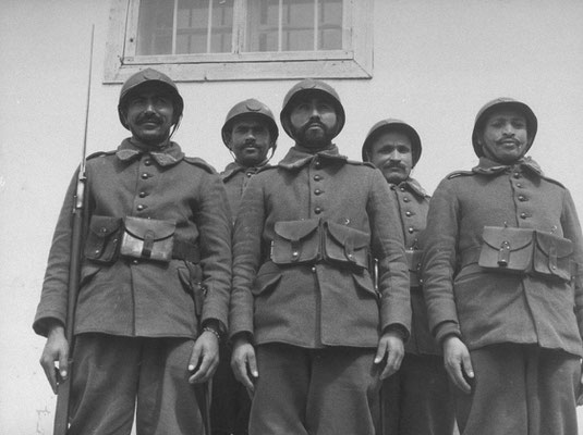 Forces françaises en Syrie 1940 - photo LIFE