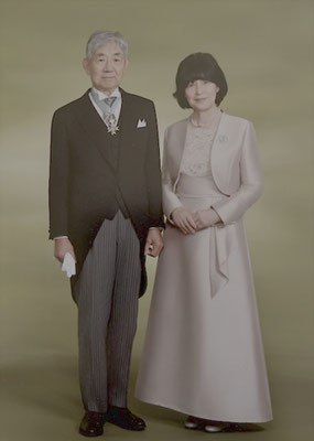 根建心具さん、洋子さんご夫妻。
