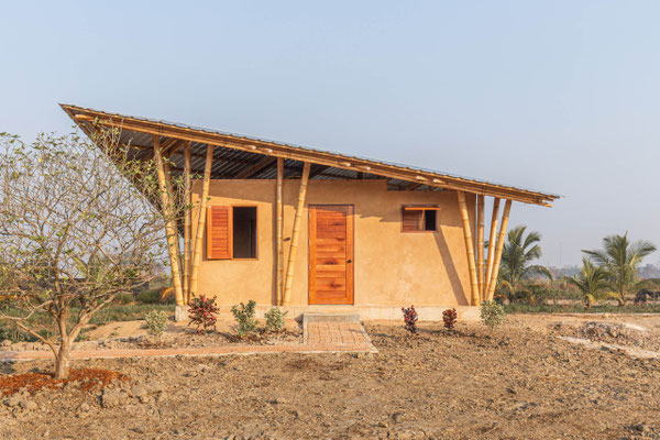 basehabitat Kunstuniversität linz. baan doi guesthouse Thailand. earthern ecological clay architecture.