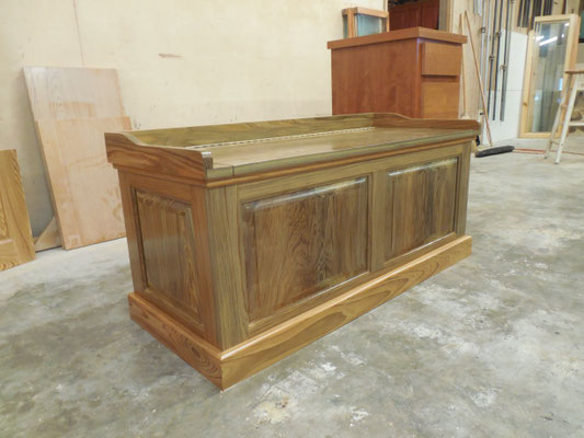 Window seat  Sinker Cypress Natural w/ Medium Rub Lacquer Finish 