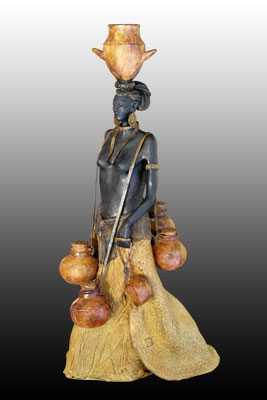 LA PORTEUSE D'EAU - FONDERIE DELVAL  7/8  VENDU      possibilité de commande,  laque possible