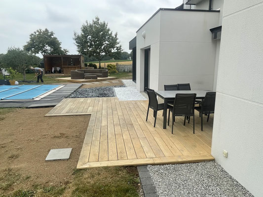 Terrasse en bois de châtaignier