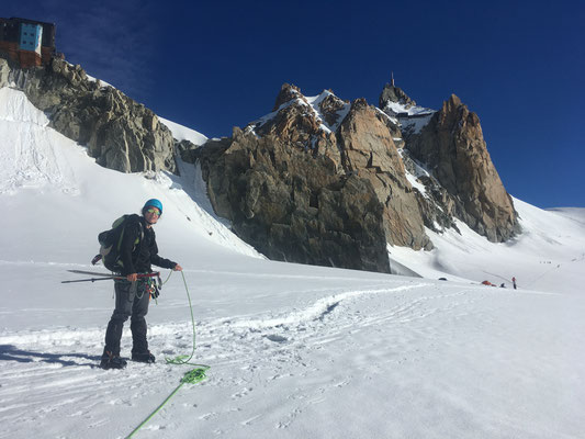 Coup d'oeil coté face sud de l'Aiguille