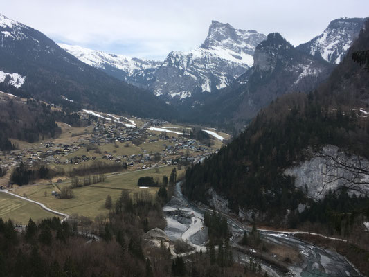 Vue sur La Pointe des Places et La Pointe de Sales