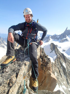 Bastian au sommet