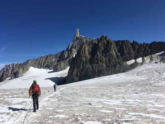 En route ! Départ vers Les Marbrées