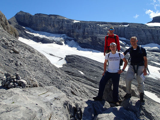 Pause sur l'arête de la Tour St-Hubert