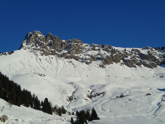 Tout près, La Pointe de Chavasse