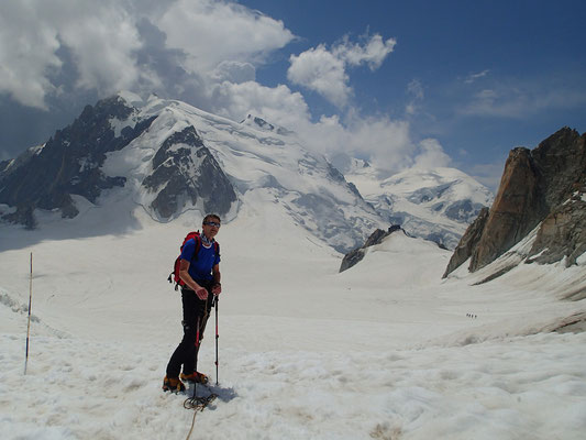 Remontée à l'Aig du Midi. Au fond, Le Tacul