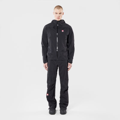 66 North Snaefell Jacket und Hose ©