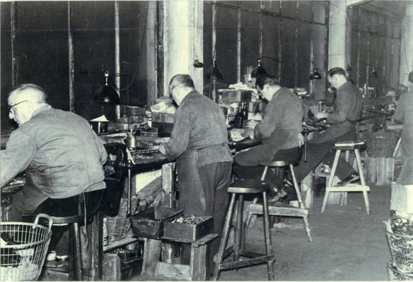 ABUS Produktionsstandort in Hege: Produktion in den 1940er ©ABUS