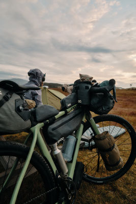 Iceland Bikepacking 2025 mit Fidlock Ausrüstung ©Bjoern Reschabek