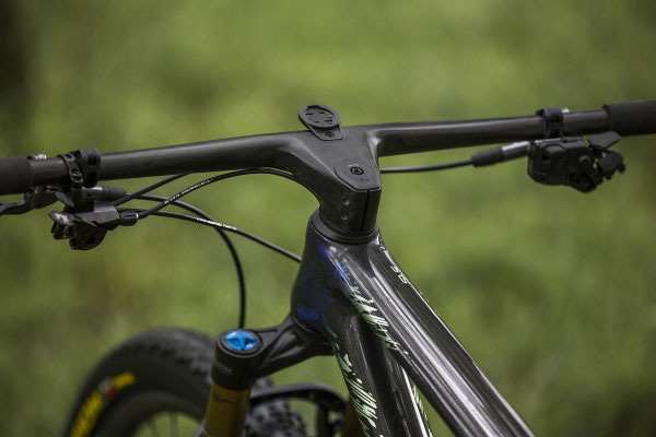 BH Lynx SLS XTR — Vorbau und Lenker ©BH Bikes