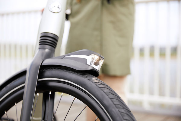 Integriertes Frontlicht im Schutzblech: Das Avignon C380 HMB Limited von Gazelle / Bildrechte: Gazelle 