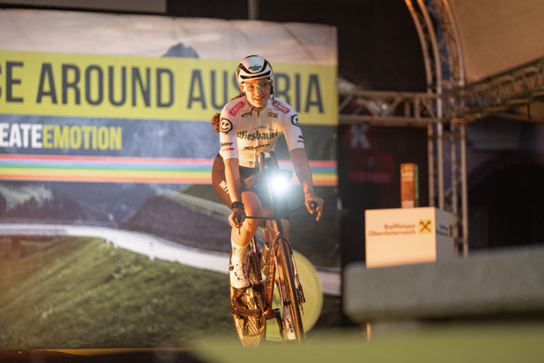 Roch fährt von der Startrampe (Copyright: RAA/Martin Granadia)