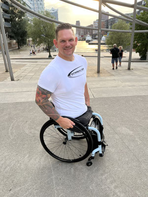 Miles for Hope - Florian Sitzmann kurz vor Start der Tour in Hamburg ©Schwalbe