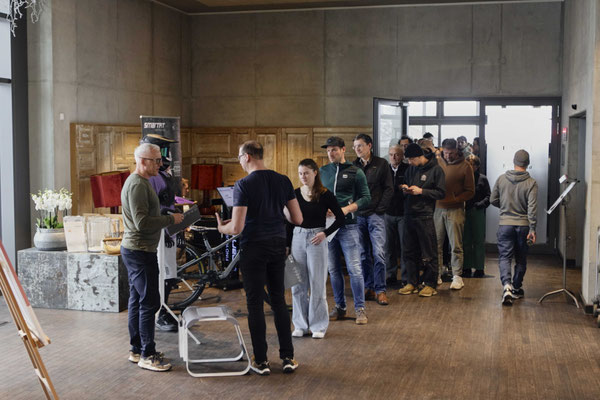 15 deutsche Standorte, etwa 1.000 Teilnehmer*innen: Die iQlab Schulungstour 2026 von SQlab ©SQlab