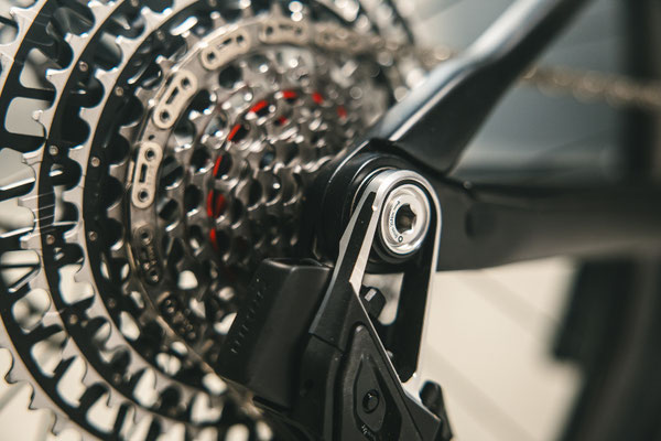 BH Lynx SLS, die Effizienz eines Hardtails mit der Kontrolle eines Full Suspensions ©BH Bikes