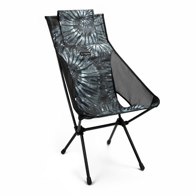 Helinox_Koll2023_Sunset_Chair_Black_Tie_Dye