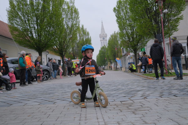Ein sehr junger Teilnehmer