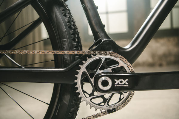 BH Lynx SLS, die Effizienz eines Hardtails mit der Kontrolle eines Full Suspensions ©BH Bikes