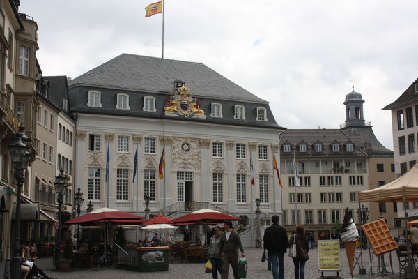 1 Rathaus/Town hall